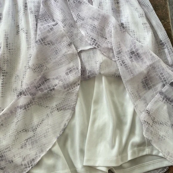 WHBM Lavender & White Snake Print Long Sleeve Blouson Dress Ruffle Neckline Sz 6 - Picture 11 of 12